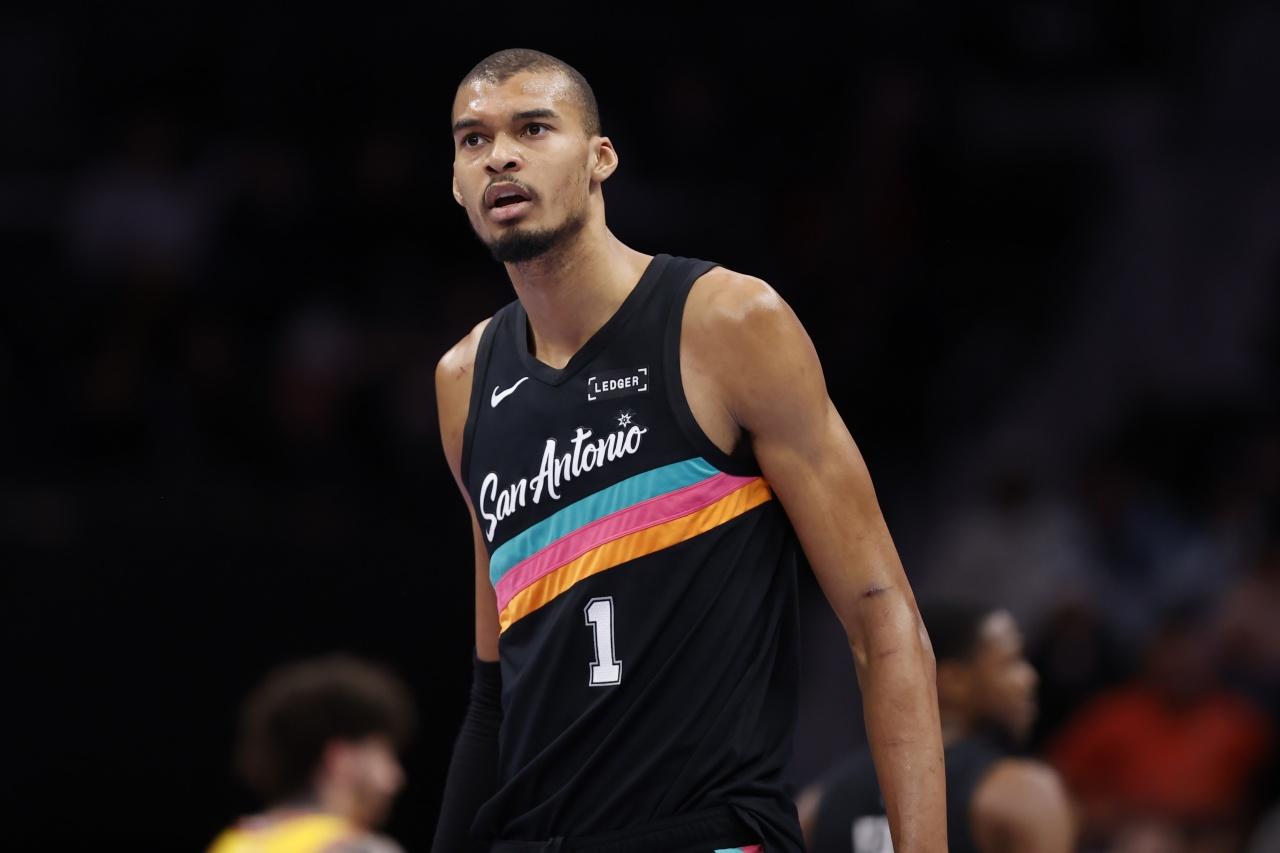 天博网页版-包含圣安东尼奥马刺围绕CBA常规赛伤情更新新疆广汇窗口期造点机会，今夜波士顿凯尔特人调整名单以备荷甲都惊呆了的词条