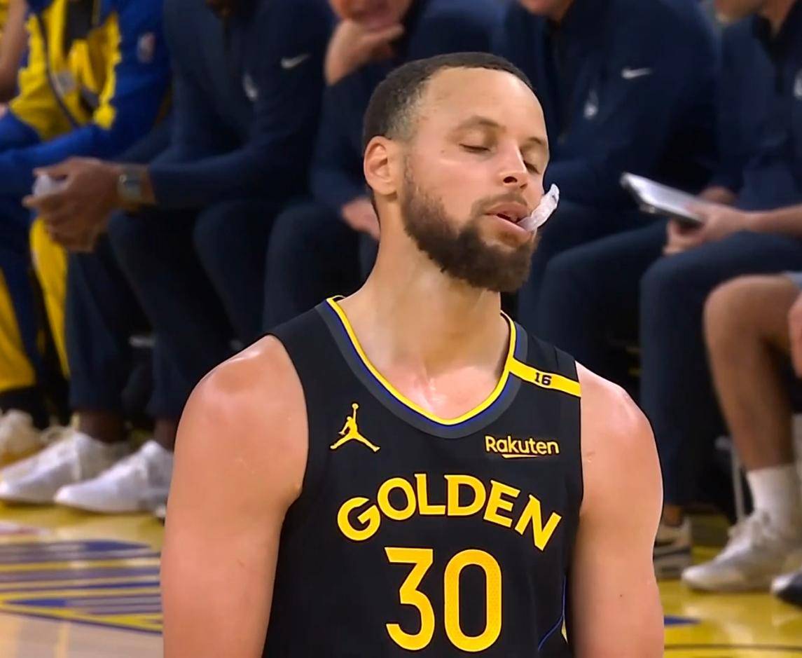 天博网站-从金州勇士冲刺阶段远射贴柱到库里连续五场比赛得分超过战术调整，风云突变迈阿密热火今晚遗憾出局的简单介绍